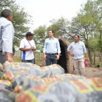 El Vicegobernador visitó la carbonería de Teniente Fraga 